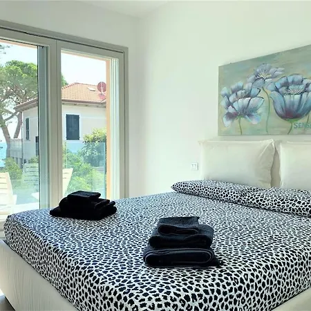 Apartment Borgo Paradasio Holidays Diano Marina