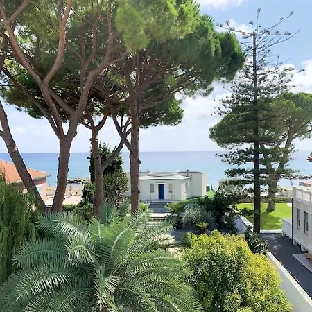 Apartment Borgo Paradasio Holidays Diano Marina